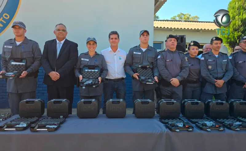 Governo equipa 100% da PMES com pistolas Glock e reforça segurança pública