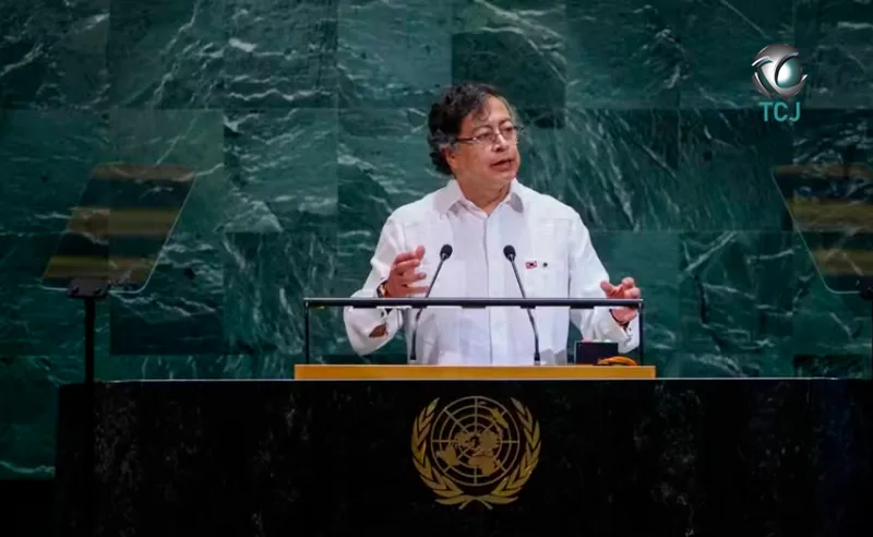 Gustavo Petro desafia Trump na ONU: 'Os chefes do narcotráfico vivem em Miami' Gustavo Petro desafia Trump na ONU: 'Os chefes do narcotráfico vivem em Miami'