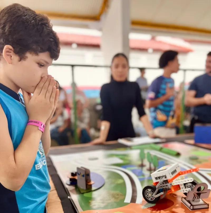 Projeto de robótica de Pedro Canário rende resultados e leva alunos a torneio nacional Projeto de robótica de Pedro Canário rende resultados e leva alunos a torneio nacional