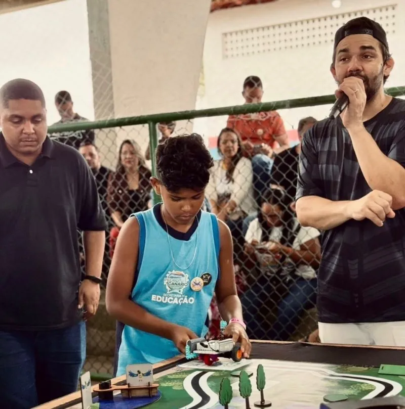 Projeto de robótica de Pedro Canário rende resultados e leva alunos a torneio nacional Projeto de robótica de Pedro Canário rende resultados e leva alunos a torneio nacional