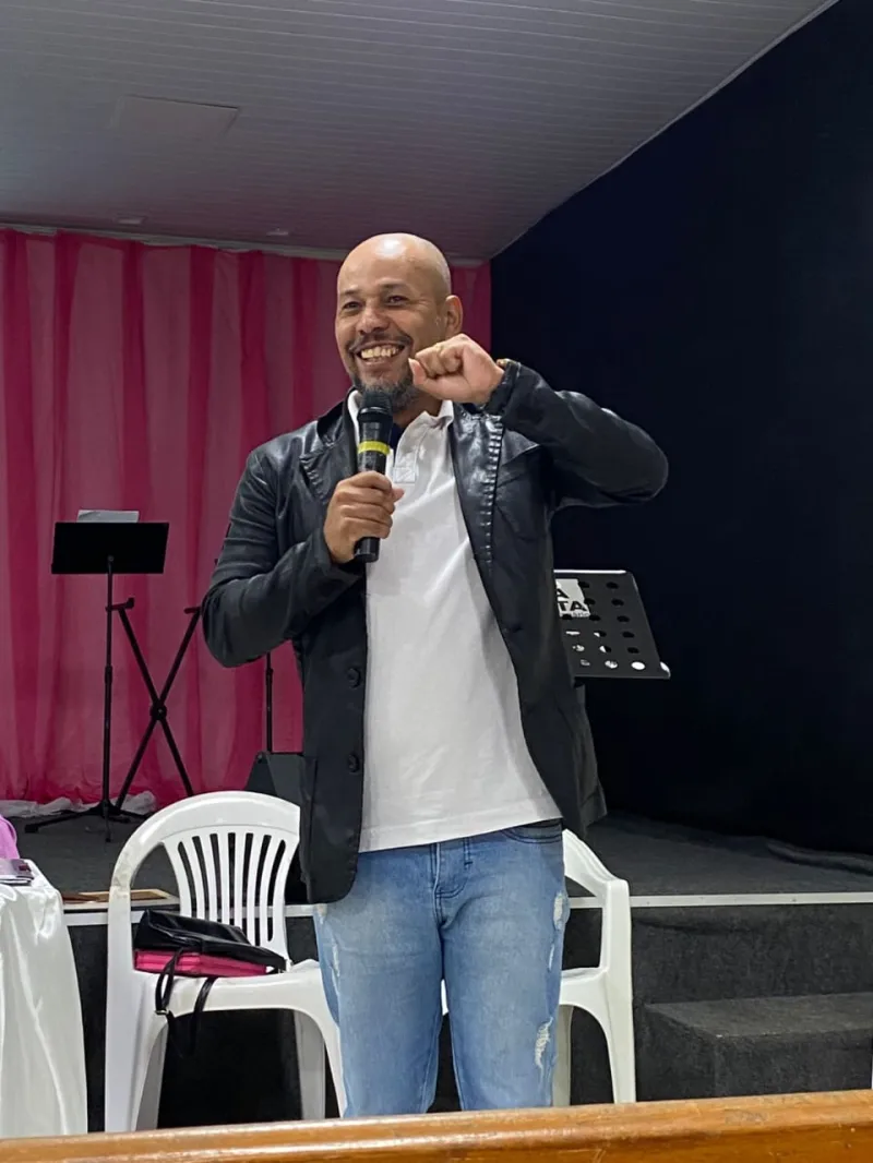 Apóstolo Jailson Santos assume presidência da Associação de Pastores e Evangelistas de Pedro Canário Apóstolo Jailson Santos assume presidência da Associação de Pastores e Evangelistas de Pedro Canário