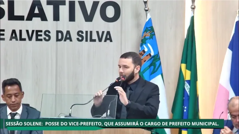 Denis Amâncio assume interinamente a Prefeitura de Pedro Canário após decisão judicial