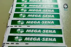 Mega-Sena acumula e prêmio principal vai para R$ 8 milhões