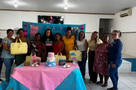 Pedro Canário entrega kits natalidade e promove orientações sobre amamentação para gestantes atendidas pelo CRAS