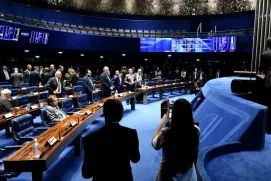 Senado aprova projeto que cria mecanismo de pagamento automático da pensão alimentícia